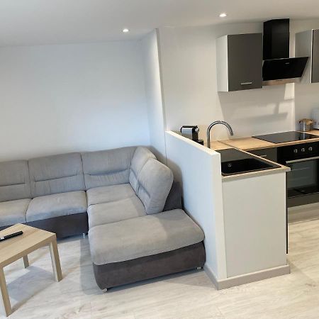 Eyguières Joli Logement Au Pied Des Alpilles מראה חיצוני תמונה